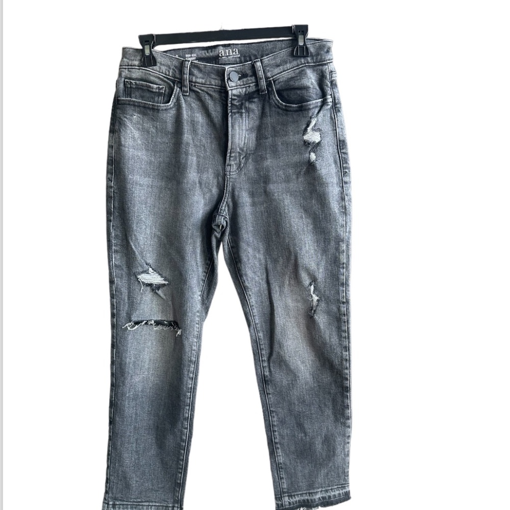 Ana jeans